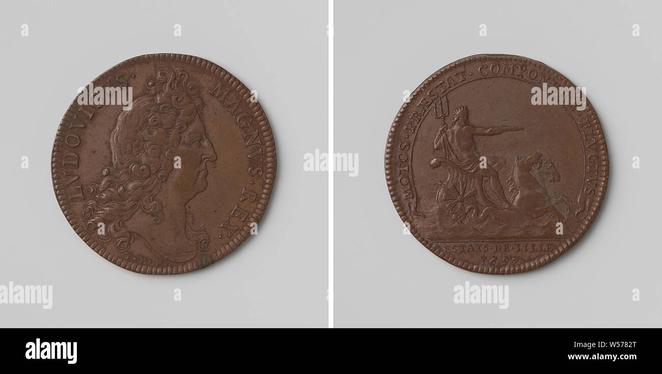 Louis XIV, King of France, Copper Medal. Front: man's bust inside the inside. Reverse: Neptune with trident and outstretched right arm sitting in a sea car within a circle cut off: inscription, Lille, Louis XIV (King of France), States of Lille, Thomas Bernard, Paris, 1697, copper (metal), striking (metalworking), d 3.1 cm × w 9.21 Stock Photo
