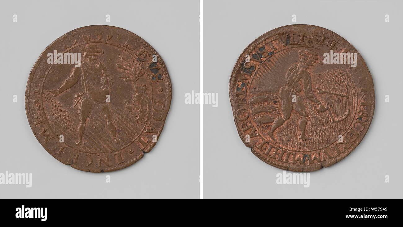 Allegory of the takeover of the reign over the province of Utrecht by the supporters of Maurits, Prince of Orange-Nassau, Copper Medal. Front: sowing farmer, standing next to truncated tree, on which young branch grows within the scope. Reverse: harvesting farmer within a circular, Utrecht, Staten van Utrecht, anonymous, 1589, copper (metal), striking (metalworking), d 3 cm × w 5.64 Stock Photo