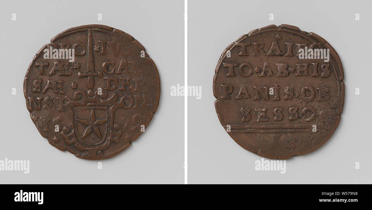 Siege of Maastricht, penny, Obverse: inscription, cut off: Roman numeral I. Reverse: sword above coat of arms in cartouche between years, on either side of sword: inscription, Maastricht, anonymous, 28-Apr-1579, copper (metal), striking (metalworking), d 2.5 cm × w 3.17 Stock Photo