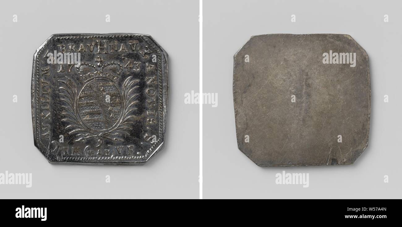 Emergency coin of a half-thaler from Beleg van Braunau by the Austrians, single-sided, square emergency coin with beveled corners. Obverse: crowned coat of arms between the year within the scroll and the text. Reverse: blank, Braunau-am-Inn, anonymous, 1743, silver (metal), striking (metalworking), h 2.8 cm × w 3 cm × w 13.21 Stock Photo