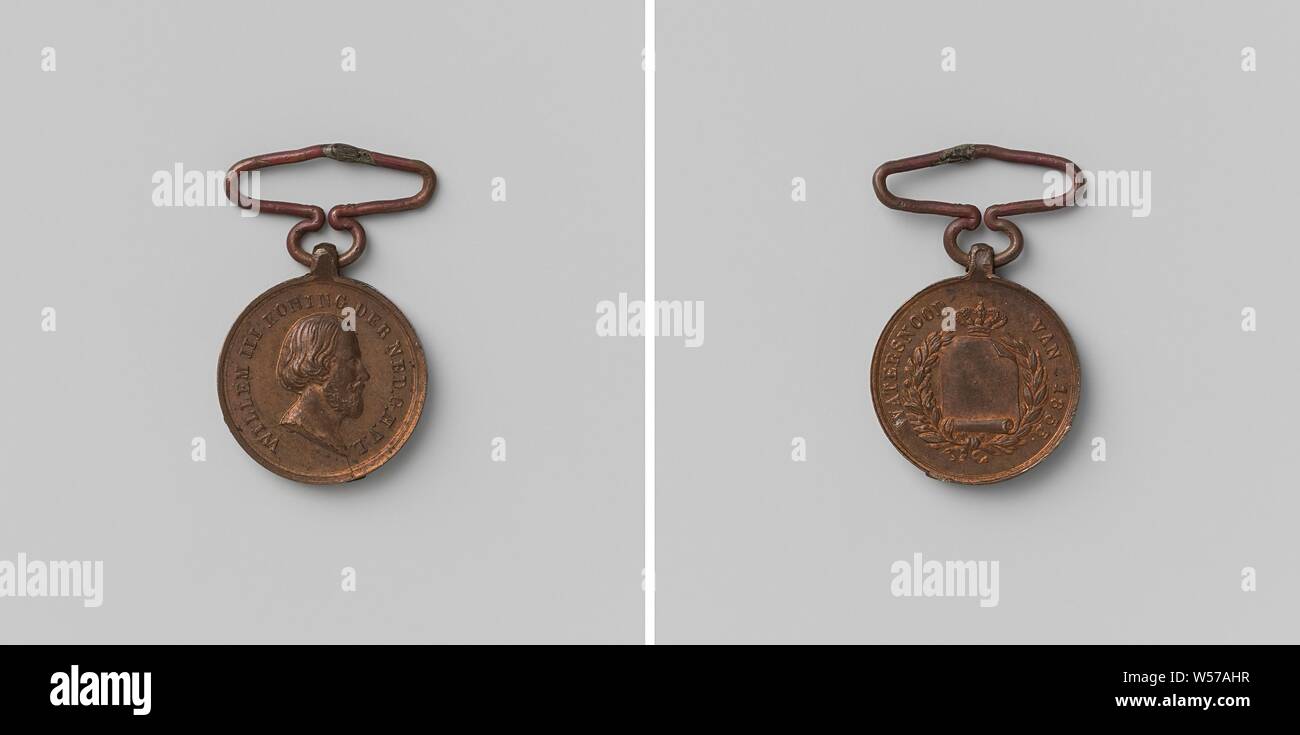 Flood disaster, medal awarded for services rendered, in honor of William III, King of the Netherlands, Bronze medal on the eye and elongated pendant. Front: man's bust inside the inside. Reverse: roll of parchment with inscription bound to a wreath of orange and laurel branches under crown, Utrecht, Willem III (King of the Netherlands), David van der Kellen (1804-1879), 1855, bronze (metal), striking (metalworking), d 2 cm × d 1.4 cm × d 1.2 cm × w 1.34 Stock Photo