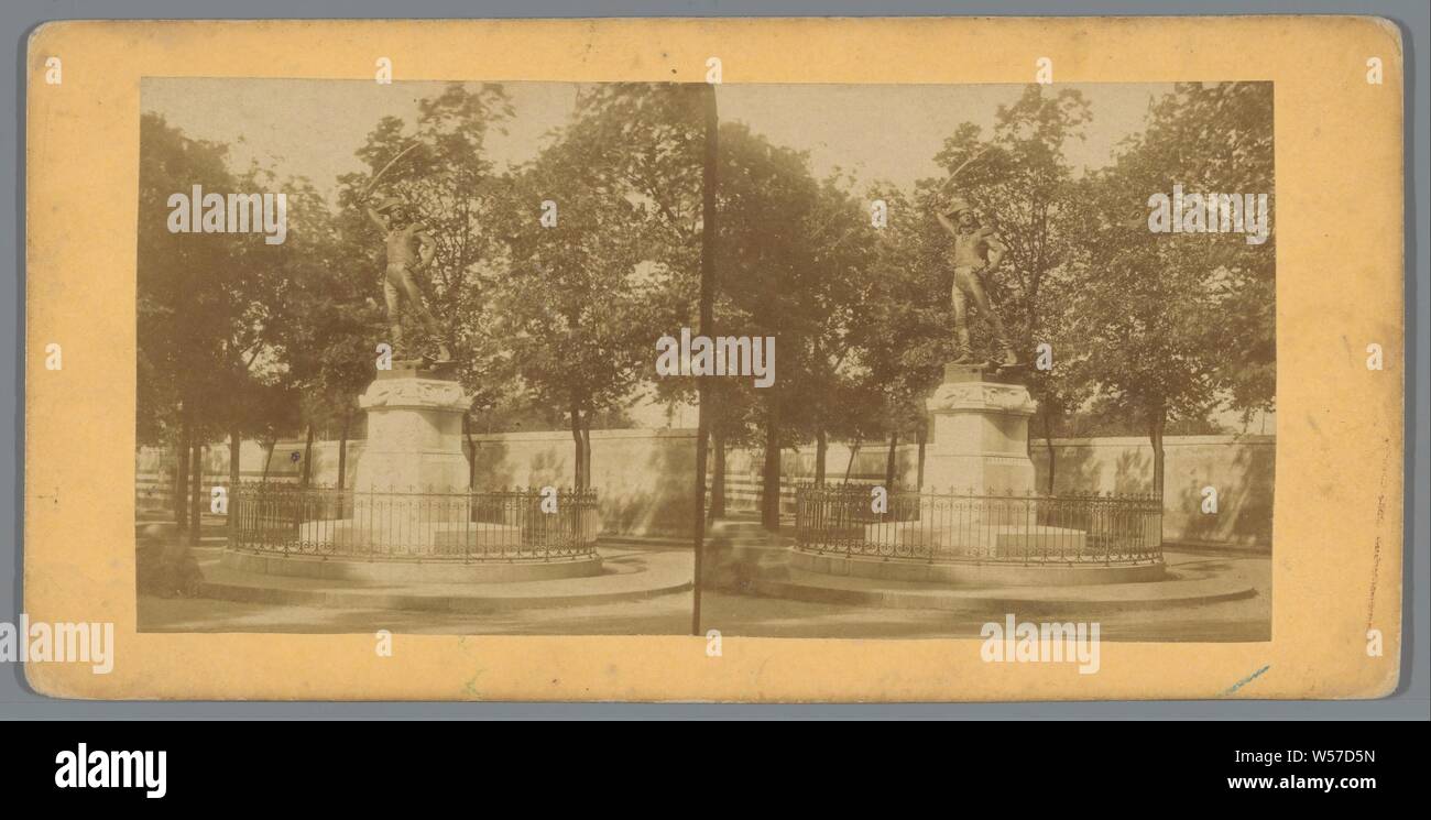 Statue of Michel Ney by François Rude on the Avenue de l'Observatoire in Paris, monument, statue, Paris, Michel Ney, anonymous, c. 1850 - c. 1880, photographic paper, cardboard, albumen print, h 85 mm × w 171 mm Stock Photo