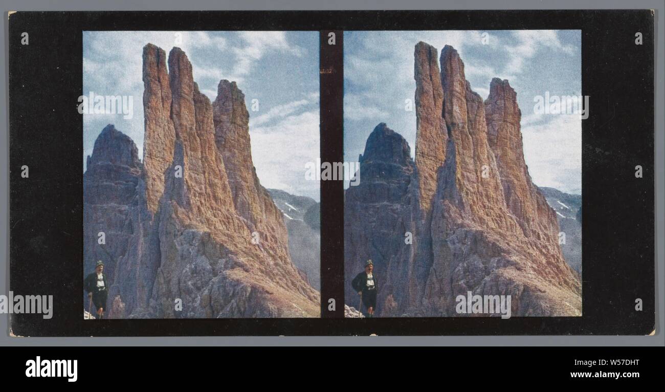 Vajolet towers in the Dolomites, Vajolet-Türme. (title on object), mountains, Vajolet-Türme, Hans Hildenbrand (mentioned on object), Dolomieten, c. 1902 - in or before 1908, cardboard, printing ink, h 85 mm × w 170 mm Stock Photo