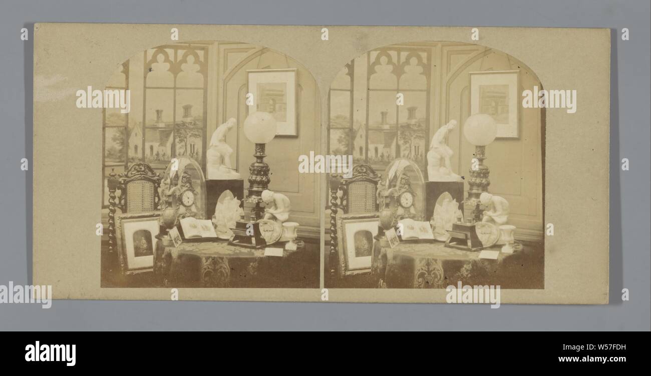 Still life with sterescope and photos, Artistic Group (title on object), stereoscope, photograph, still life of various objects, studio requisites, photographer, anonymous, 1856, photographic paper, cardboard, albumen print, h 84 mm × w 174 mm Stock Photo