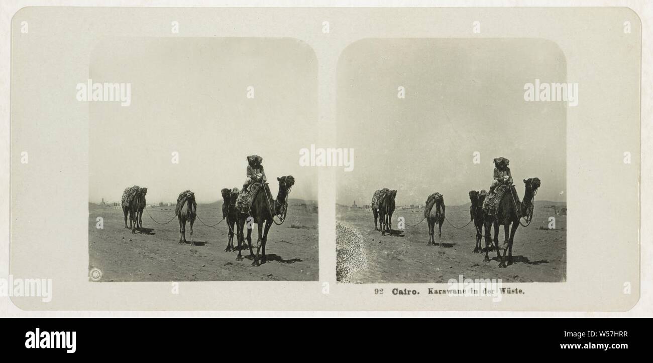 Cairo. Karawane in der Wuste, Cairo, Neue Photographische Gesellschaft, Steglitz, 1909 Stock Photo