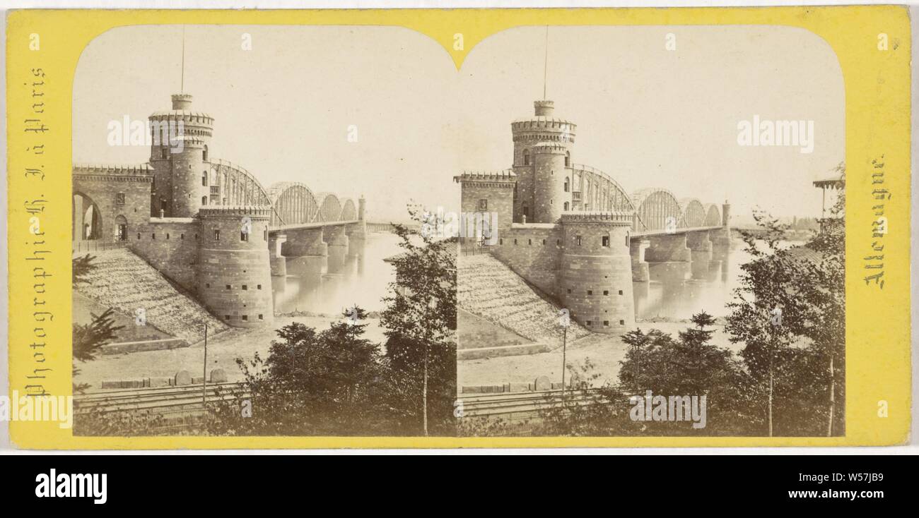 Mayence (Hesse-Darmstadt), Vue generale du pont fixe, prize de la nouvelle promenade, Hippolyte Jouvin, 1860 - 1880 Stock Photo