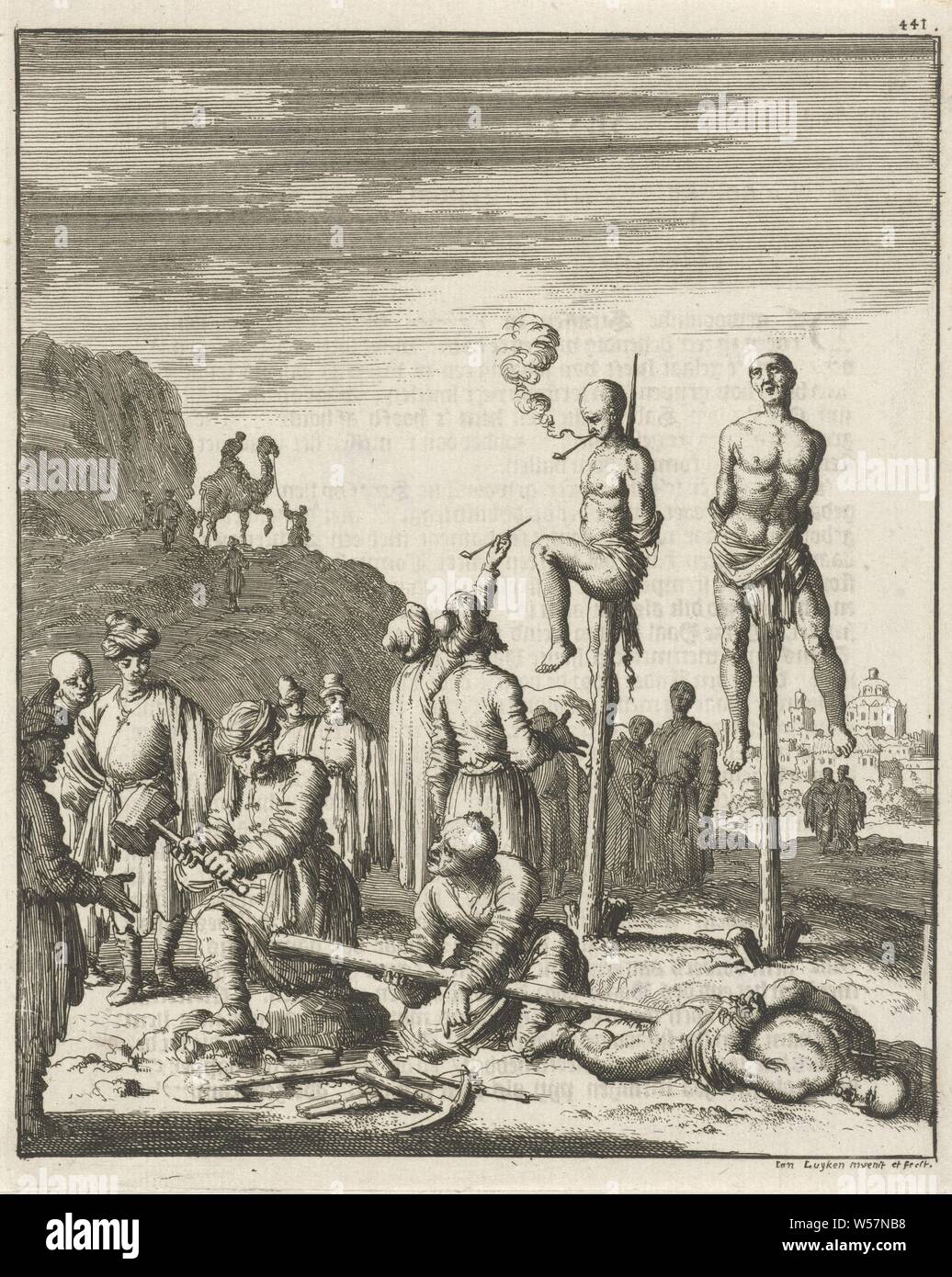 Figures for punishment impaled on a pole in Egypt, Print numbered top right: 441, instruments of torture, execution or punishment, Egypt, Jan Luyken (mentioned on object), Amsterdam, 1681, paper, etching, h 137 mm × w 172 mm Stock Photo