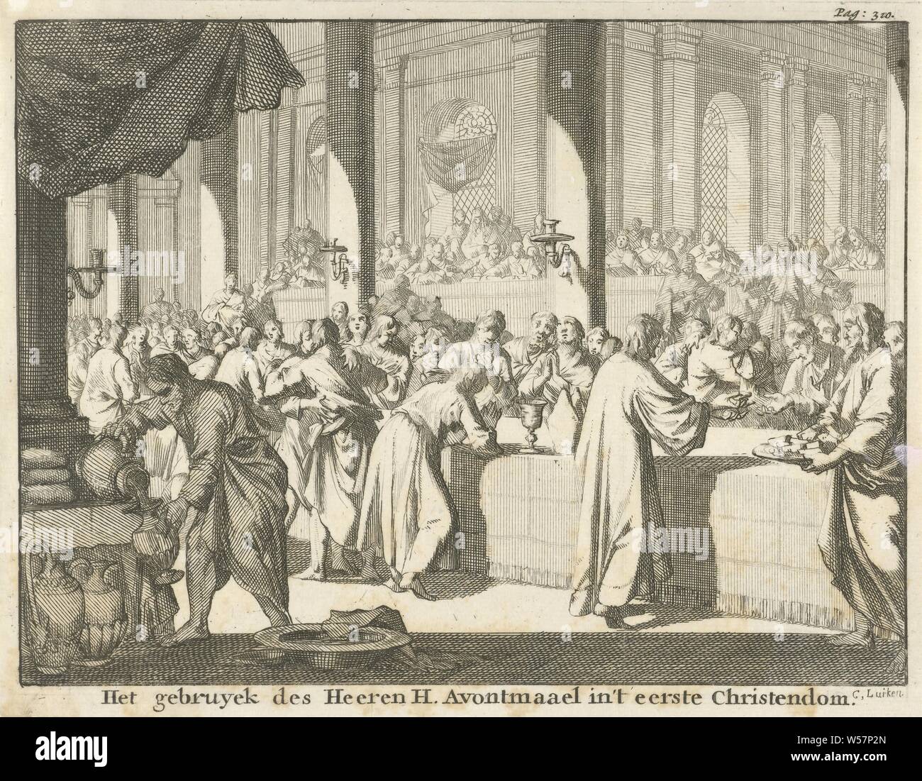 Eucharistic celebration in a church The use of the Lord H. Avontmaael in the first Christianity (title on object), Print upper right: Pag: 310, Holy Communion, Protestant service, Caspar Luyken (mentioned on object), Amsterdam, 1694, paper, etching, h 135 mm × w 173 mm Stock Photo