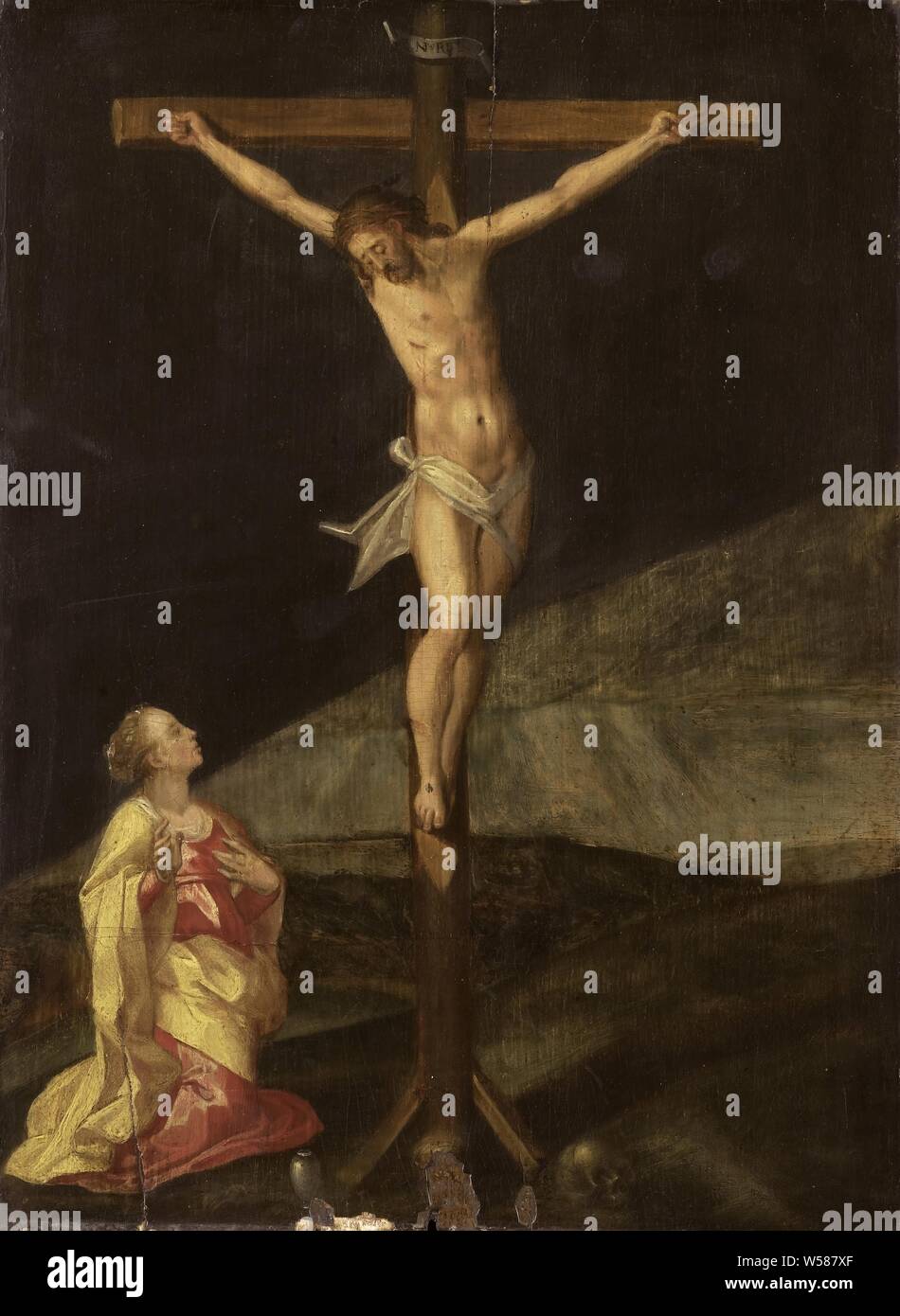 Mary Magdalene at the foot of the cross, Christ on the cross, Mary Magdalene kneeling at the foot of the cross, crucified Christ with Mary Magdalene, who usually weeps and embraces the cross, anonymous, Northern Netherlands, c. 1610, panel, oil paint (paint), support: h 42.7 cm × w 32.7 cm t 0.9 cm d 6.0 cm Stock Photo