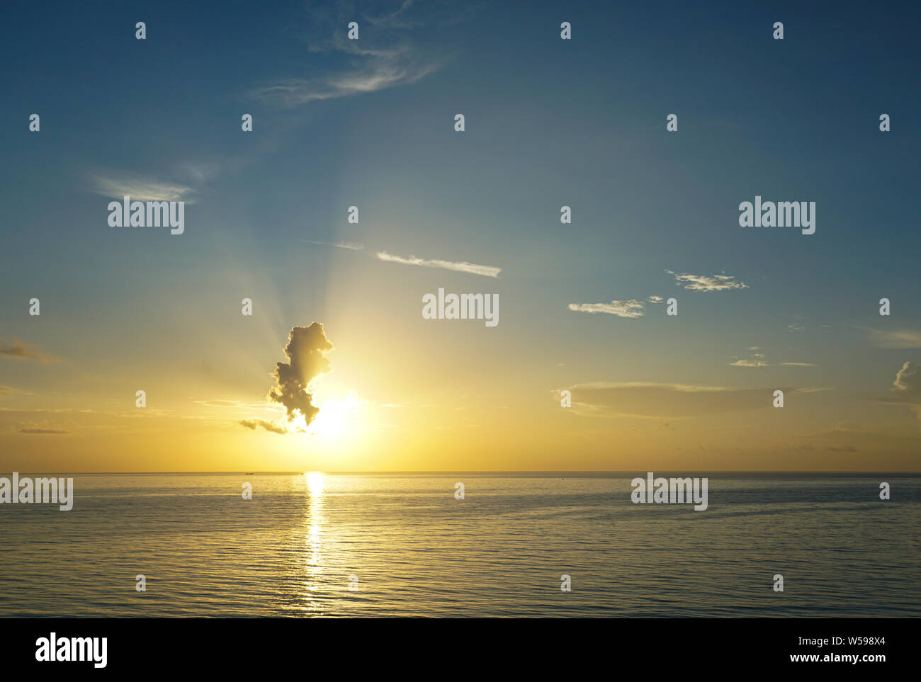 Sunrise on a beautiful summer morning over the Atlantic Ocean Stock ...