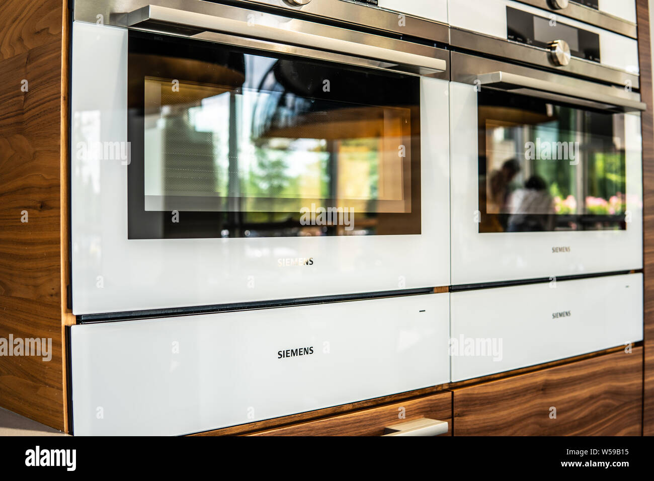 inside showroom, Siemens gas, electric, induction hobs, cooktop and