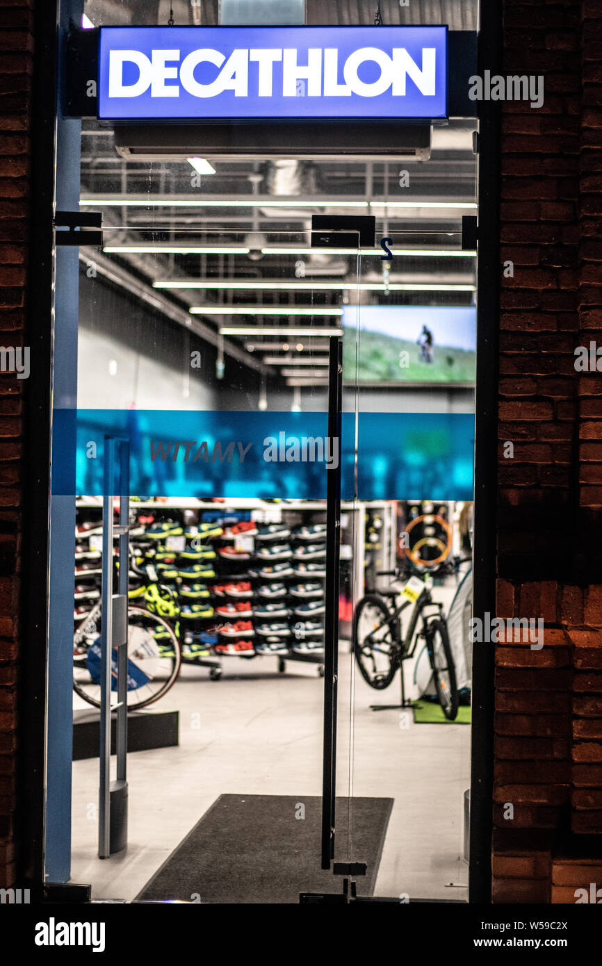 Oct 18, 2019 Emeryville / CA / USA - Close Up of Decathlon Logo on the  Facade of Decathlon Sporting Goods Flagship Store, the Editorial Stock  Photo - Image of firm, flagship: 162476048