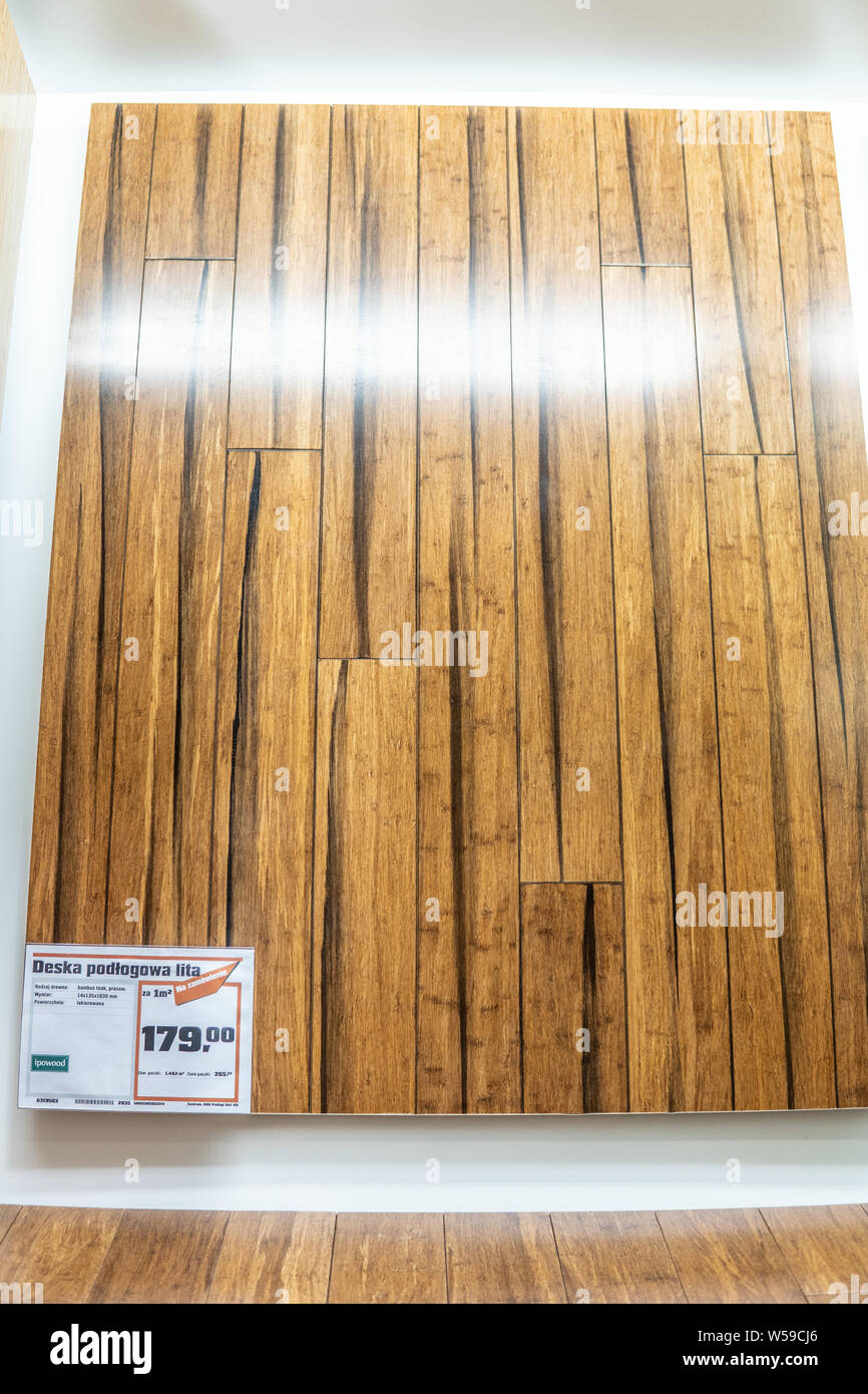 Lodz, Poland, July 2018: wood floor panel board on display for sale, batten, ash, oak, beech exposition in OBI market store Stock Photo