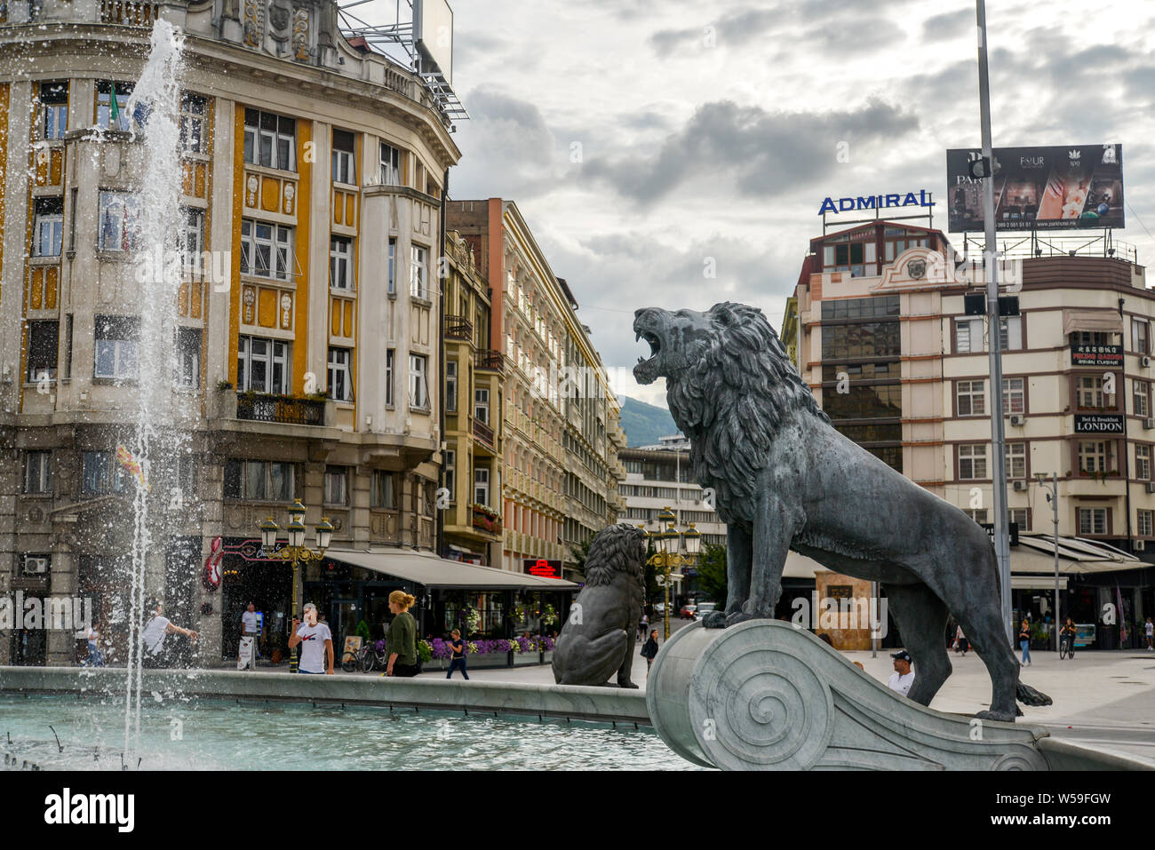 PC SKOPJE Woman at a fountain GREECE MACEDONIA (a21911