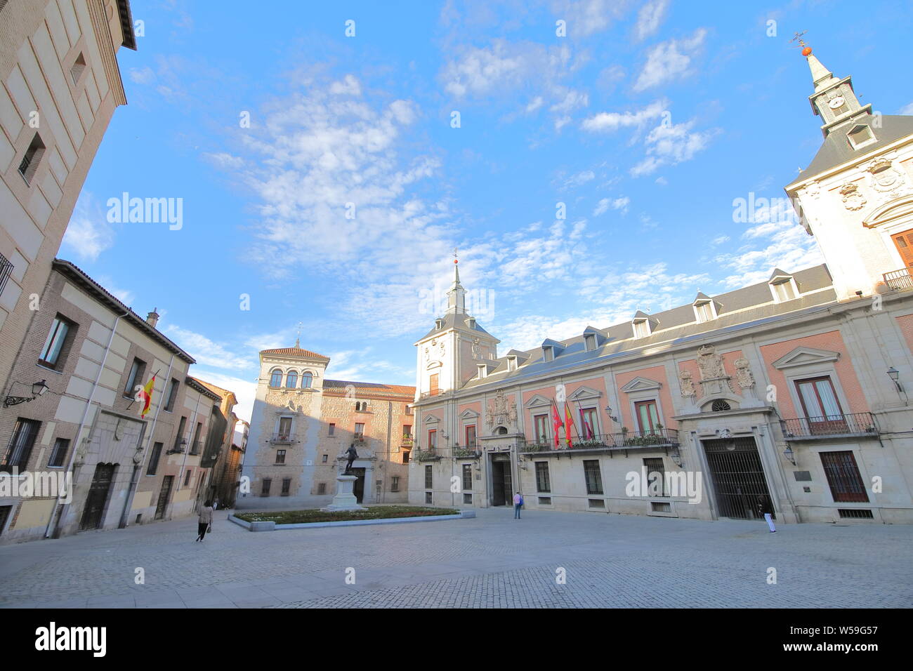 plaza de la villa madrid