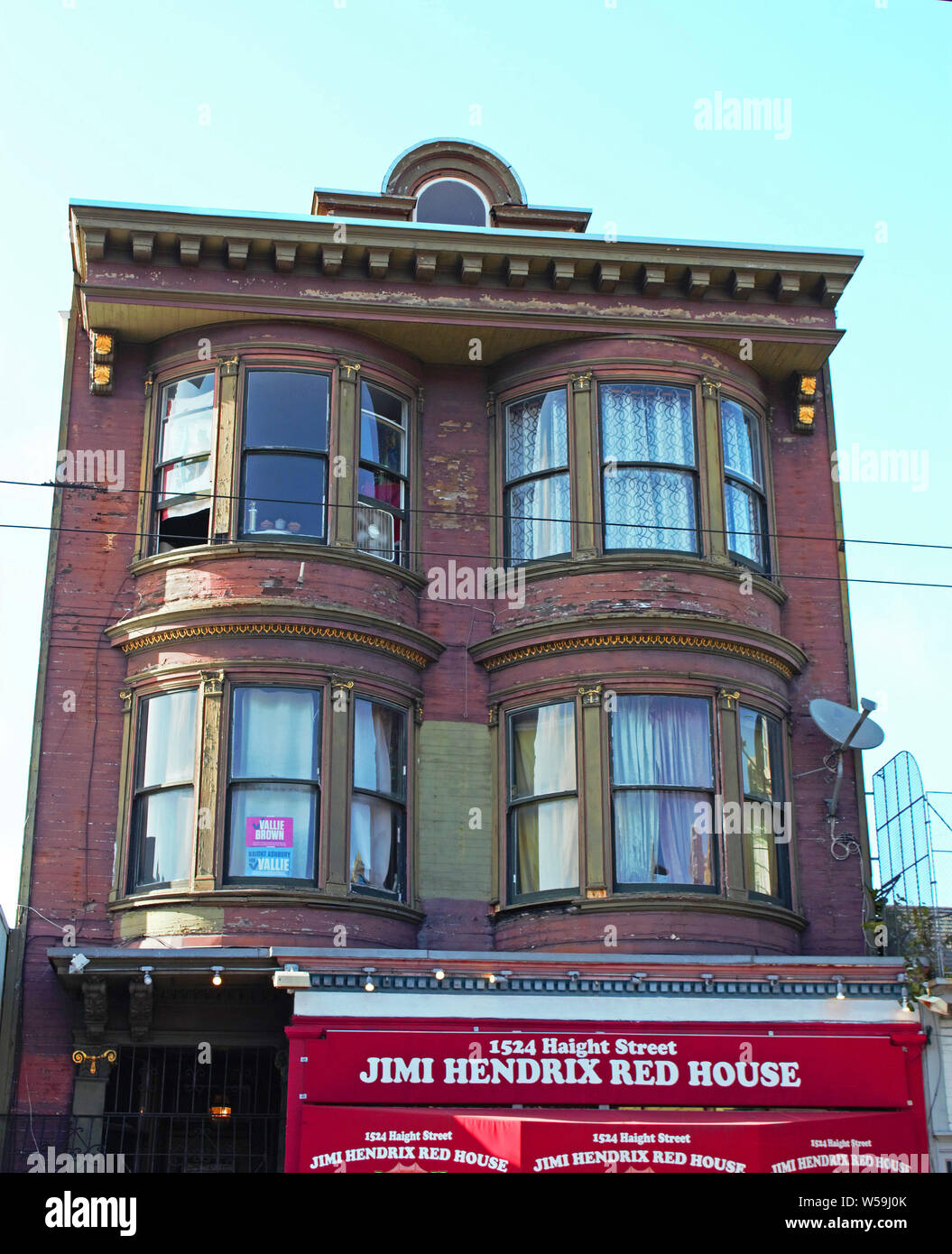 Regn interpersonel billetpris This is the apartment building guitarist Jimi Hendrix stayed in while  iliving in San Francisco Stock Photo - Alamy