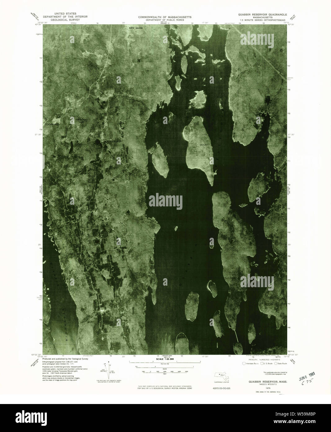 Massachusetts  USGS Historical Topo Map MA Quabbin Reservoir 351246 1975 25000 Restoration Stock Photo