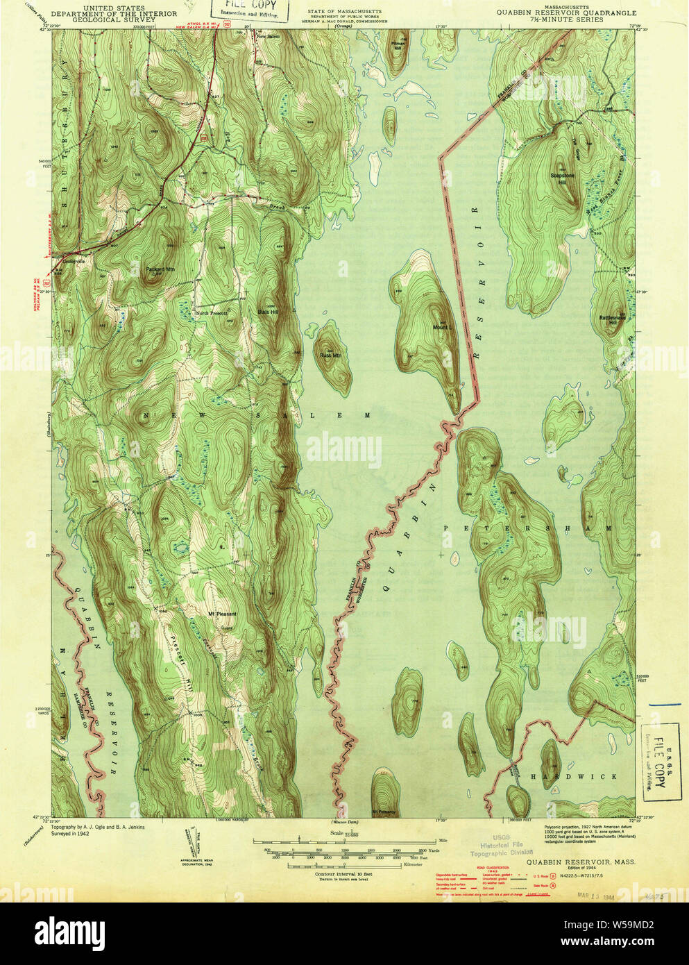 Massachusetts  USGS Historical Topo Map MA Quabbin Reservoir 352110 1944 31680 Restoration Stock Photo