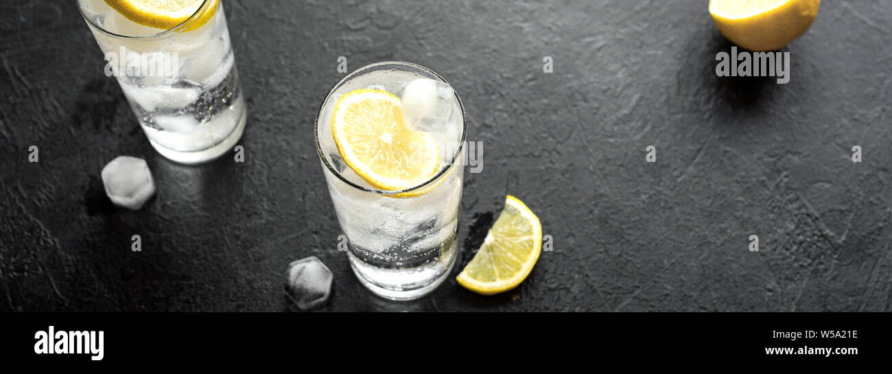 Alcohol drink (gin tonic cocktail, vodka cocktail, tom collins cocktail