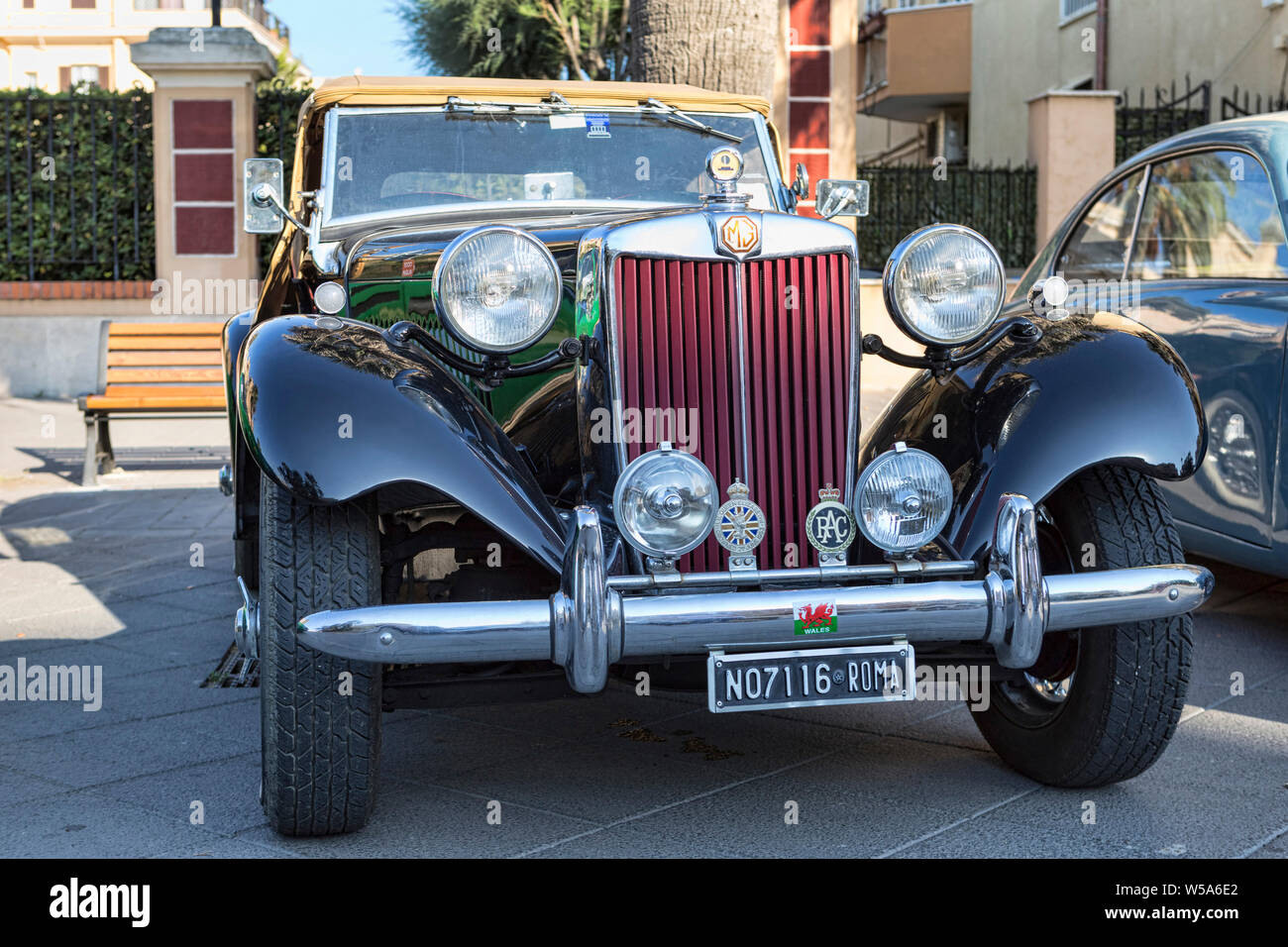 Mg Car Company High Resolution Stock Photography And Images Alamy