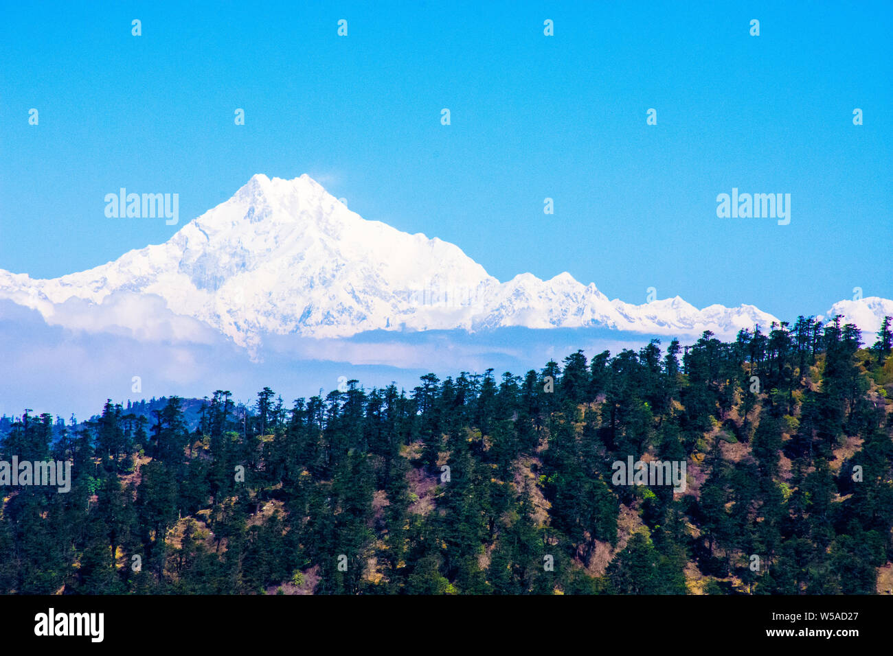 Beautiful view of mountain kanchenjunga Stock Photo