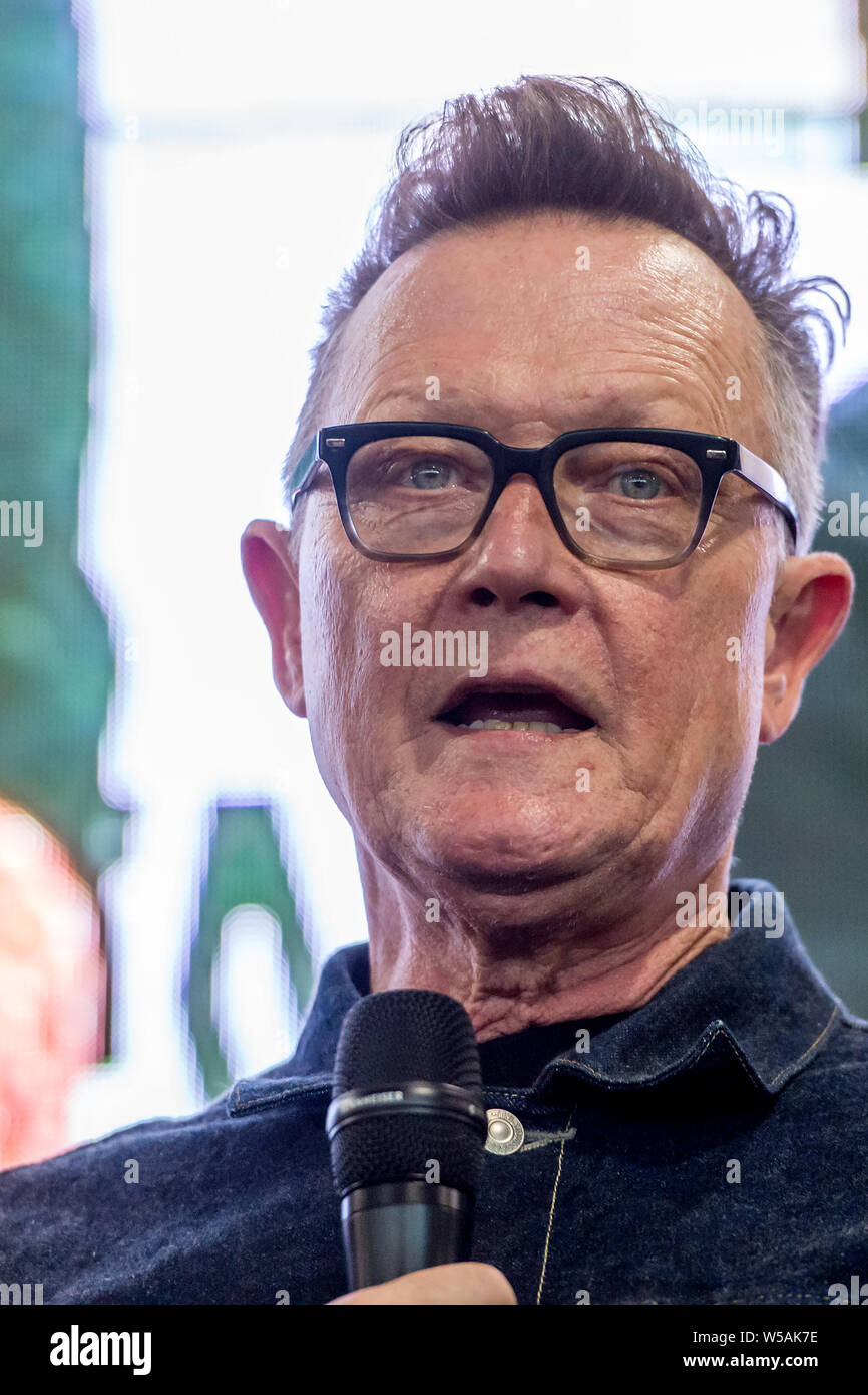 LONDON - JULY 27, 2019: American actor Robert Patrick (Terminator 2, X-Files) talks to the audience during the London Film & Comic Con 2019 at the Olympia Exhibition Center, Hammersmith. Editorial use only Stock Photo
