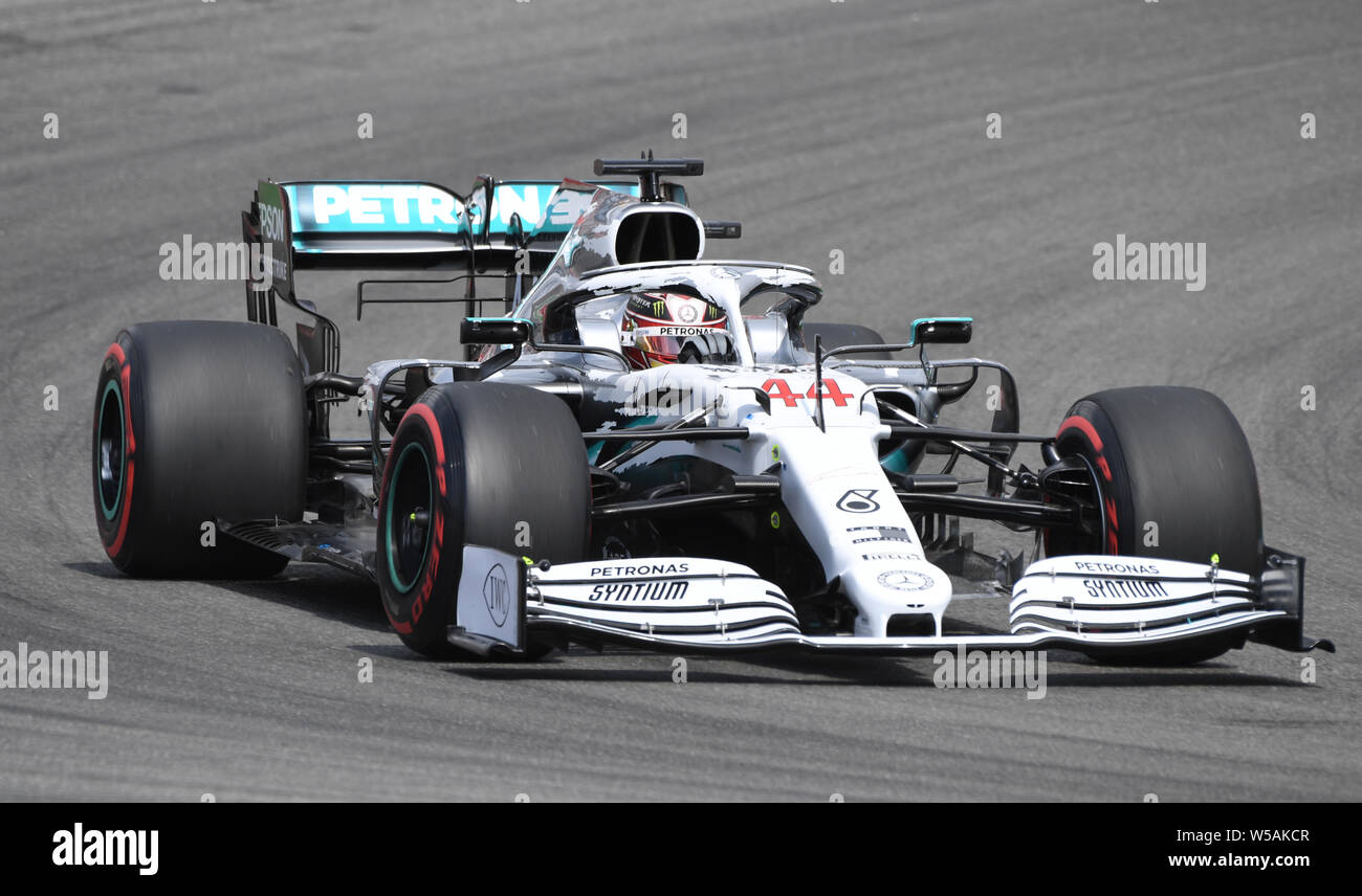 Hockenheim, Germany. 27th July, 2019. Motorsport: Formula 1 World Championship, Grand Prix of Germany. Lewis Hamilton from Great Britain of the Mercedes-AMG Petronas team drives across the track in qualifying. Credit: Uli Deck/dpa/Alamy Live News Stock Photo
