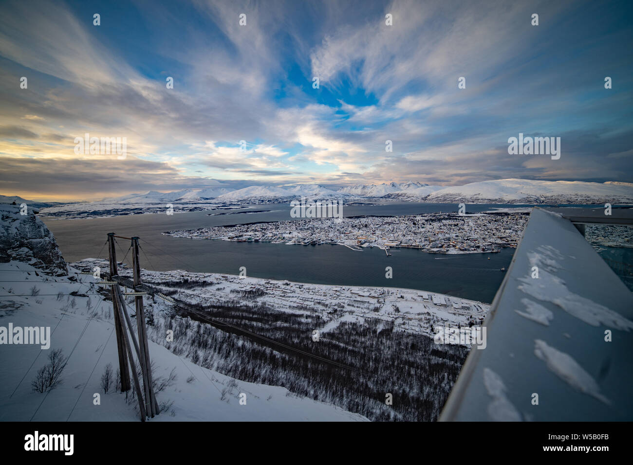 Aussicht, auf Tromsö, Norwegen, von Fjellheisen, aus, im Winter Stock Photo