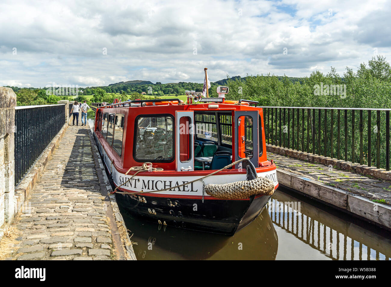 New Linlithgow Union Canal Society cruise canal boat Saint Michael moored on the Avon Viaduct in The Union Canal Linlithgow West Lothian Scotland UK Stock Photo