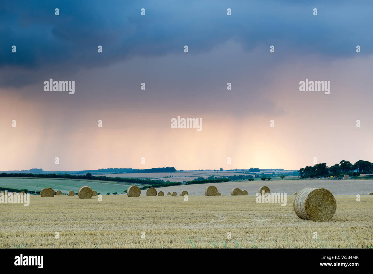 Bales beneath blue sky hi-res stock photography and images - Alamy