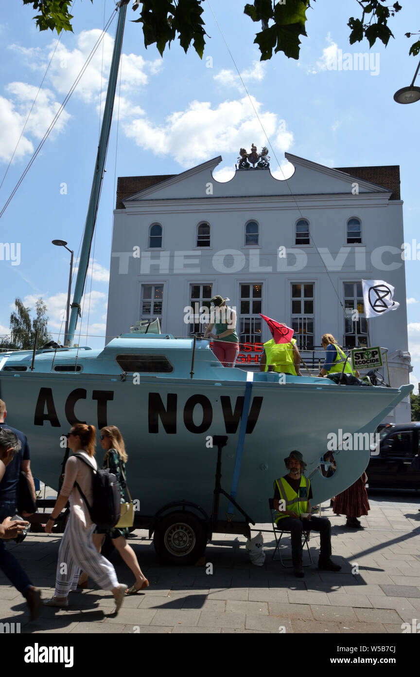 Extinction Rebellion climate change activists outside old vic theatre Stock Photo