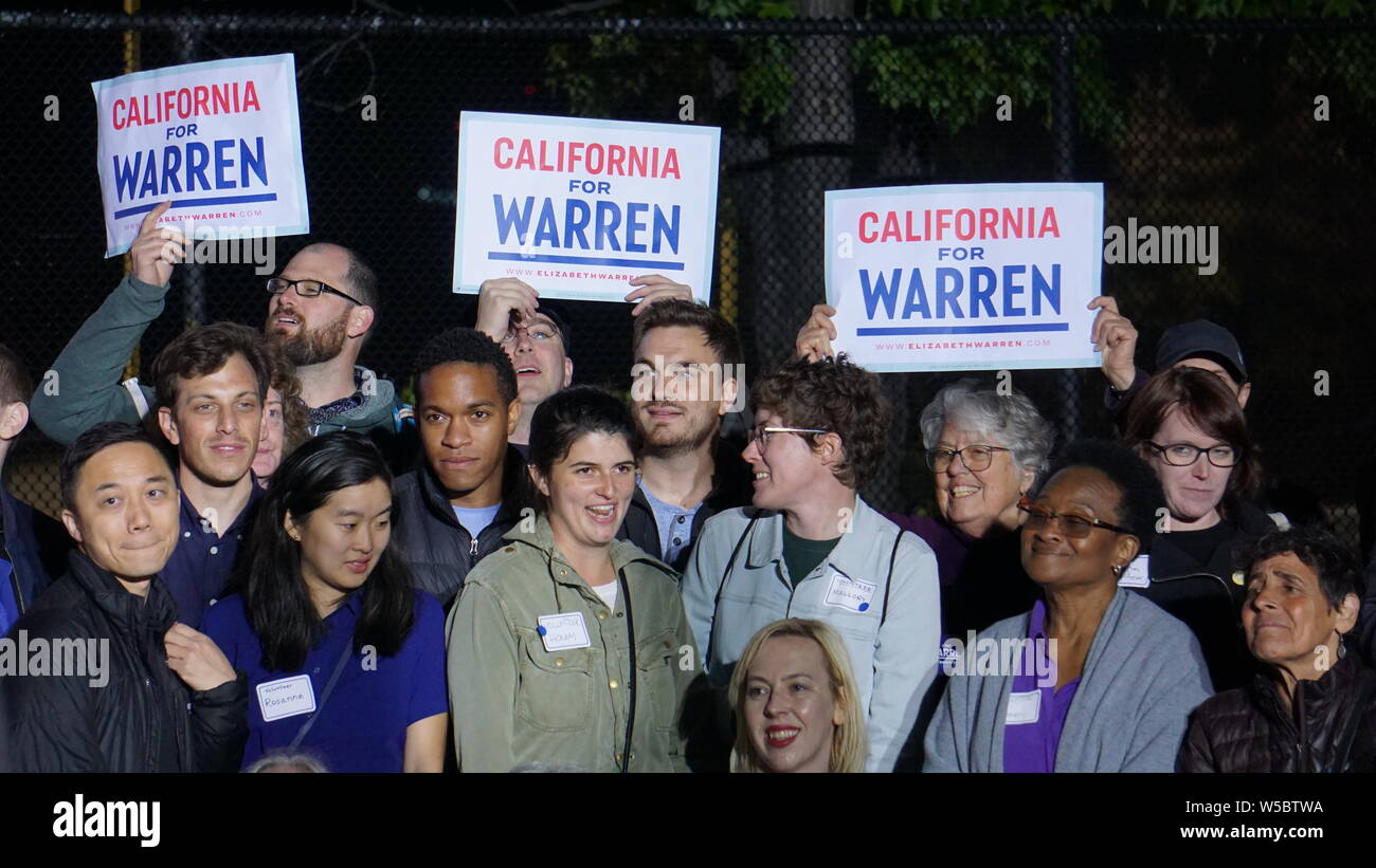 Elizabeth Warren for United States President rally, Oakland, California, May 31, 2019.  Campaign volunteers holding 'California for Warren' signs. Stock Photo