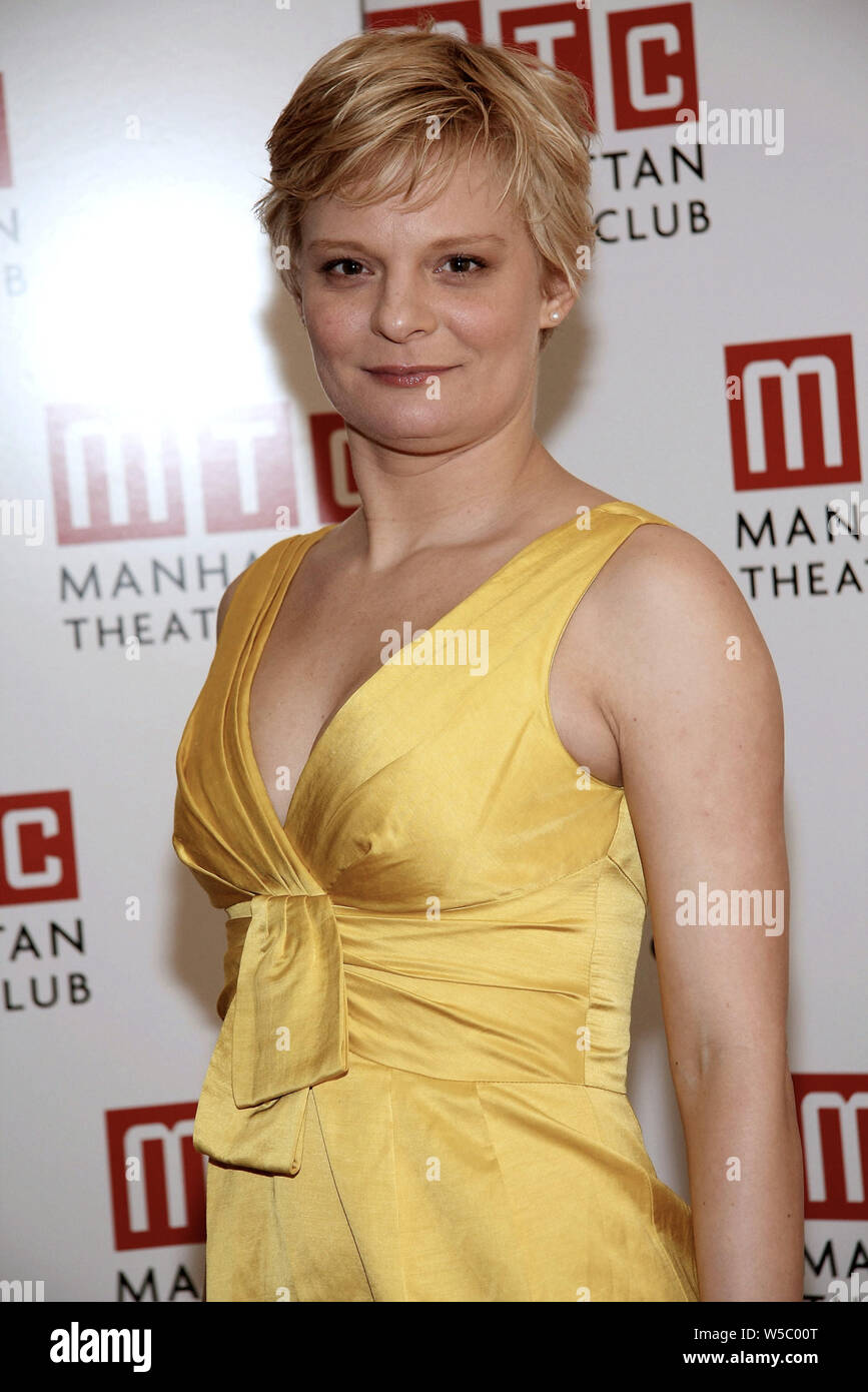 New York, USA. 19 May, 2008. Martha Plimpton at the Manhattan Theatre  ClubÕs Spring Gala at The New York Hilton. Credit: Steve Mack/Alamy Stock  Photo - Alamy