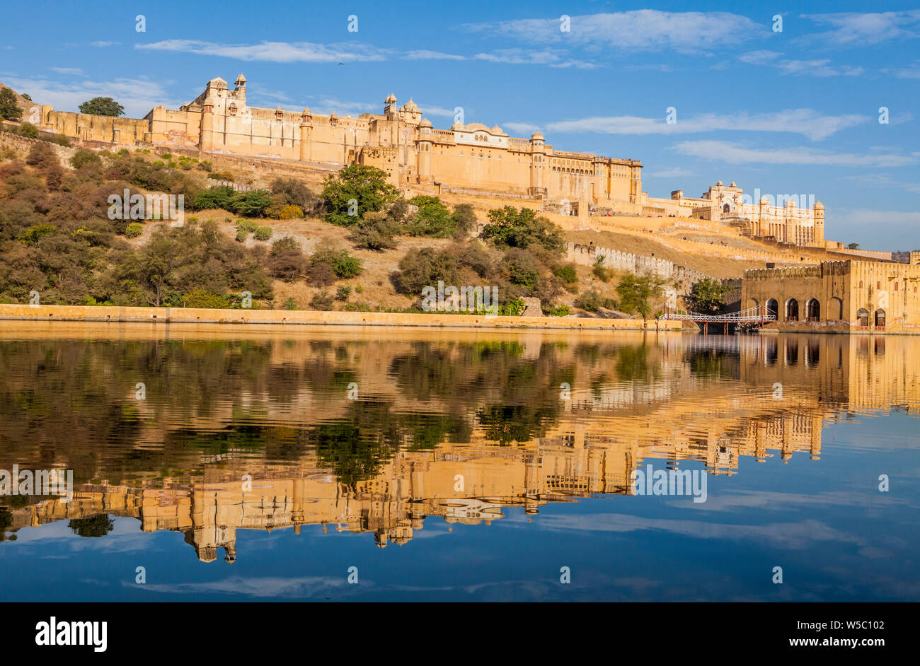 Amer Fort above Maota Lake near Amer and the larger city of Jaipur, Rajasthan, India. Stock Photo