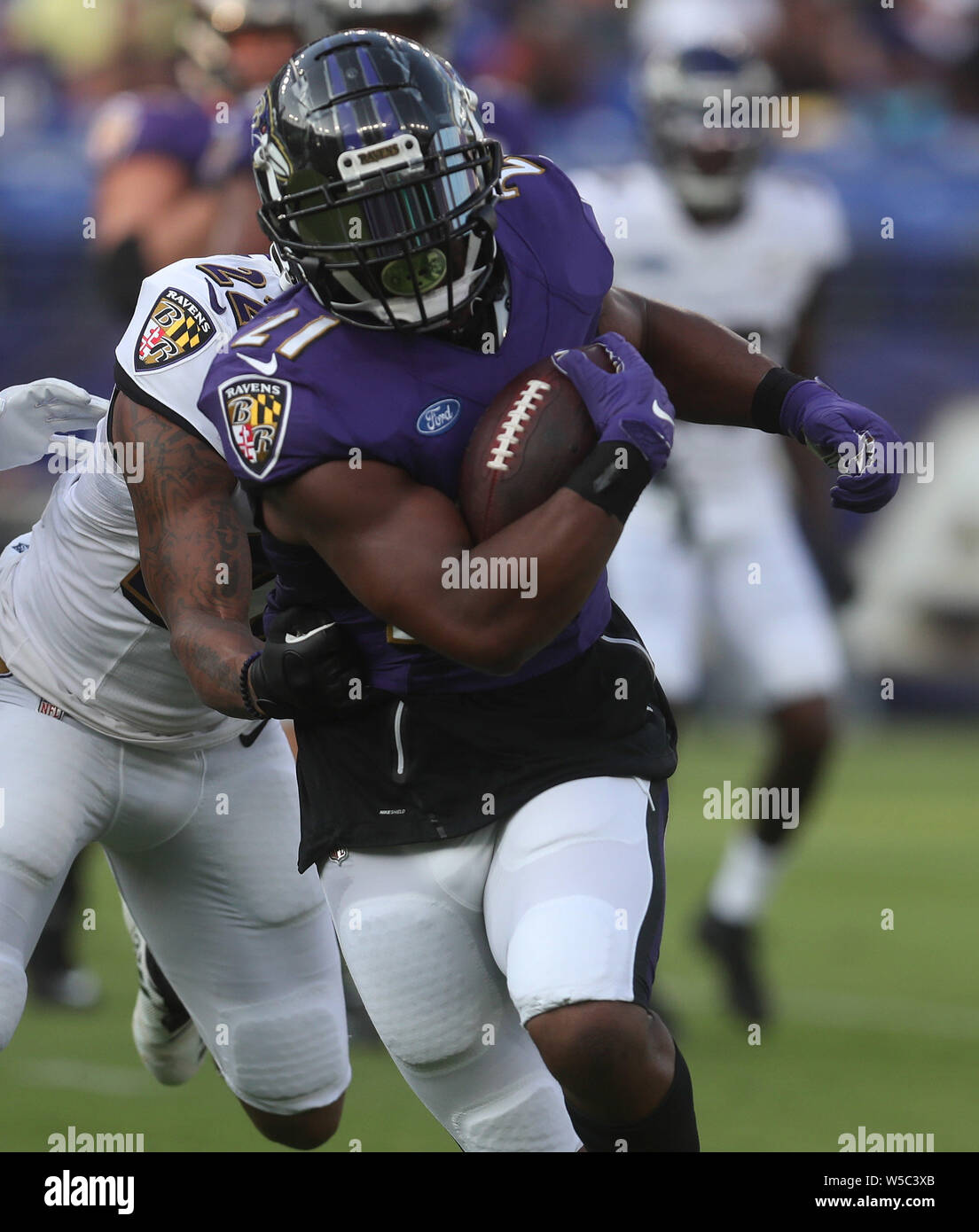 Baltimore, USA. 27th July, 2019. Baltimore Ravens RB Mark Ingram II (21)  participates in a practice