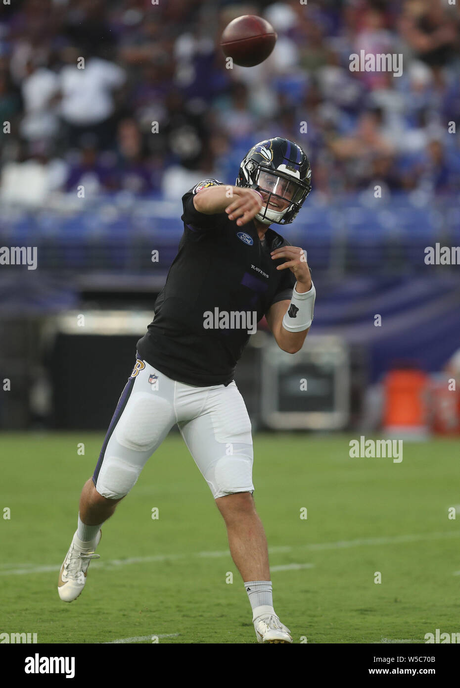 Baltimore, USA. 27th July, 2019. Baltimore Ravens WR Chris Moore (10)  participates in a practice at M&T Bank Stadium in Baltimore, Maryland on  July 27, 2019. Credit: Cal Sport Media/Alamy Live News