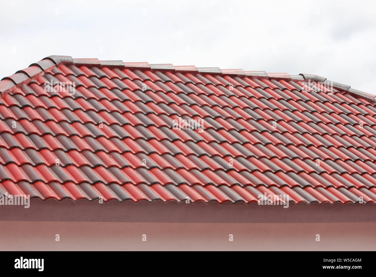 Roof tiles on guest house in Hasanur, Tamil Nadu Stock Photo