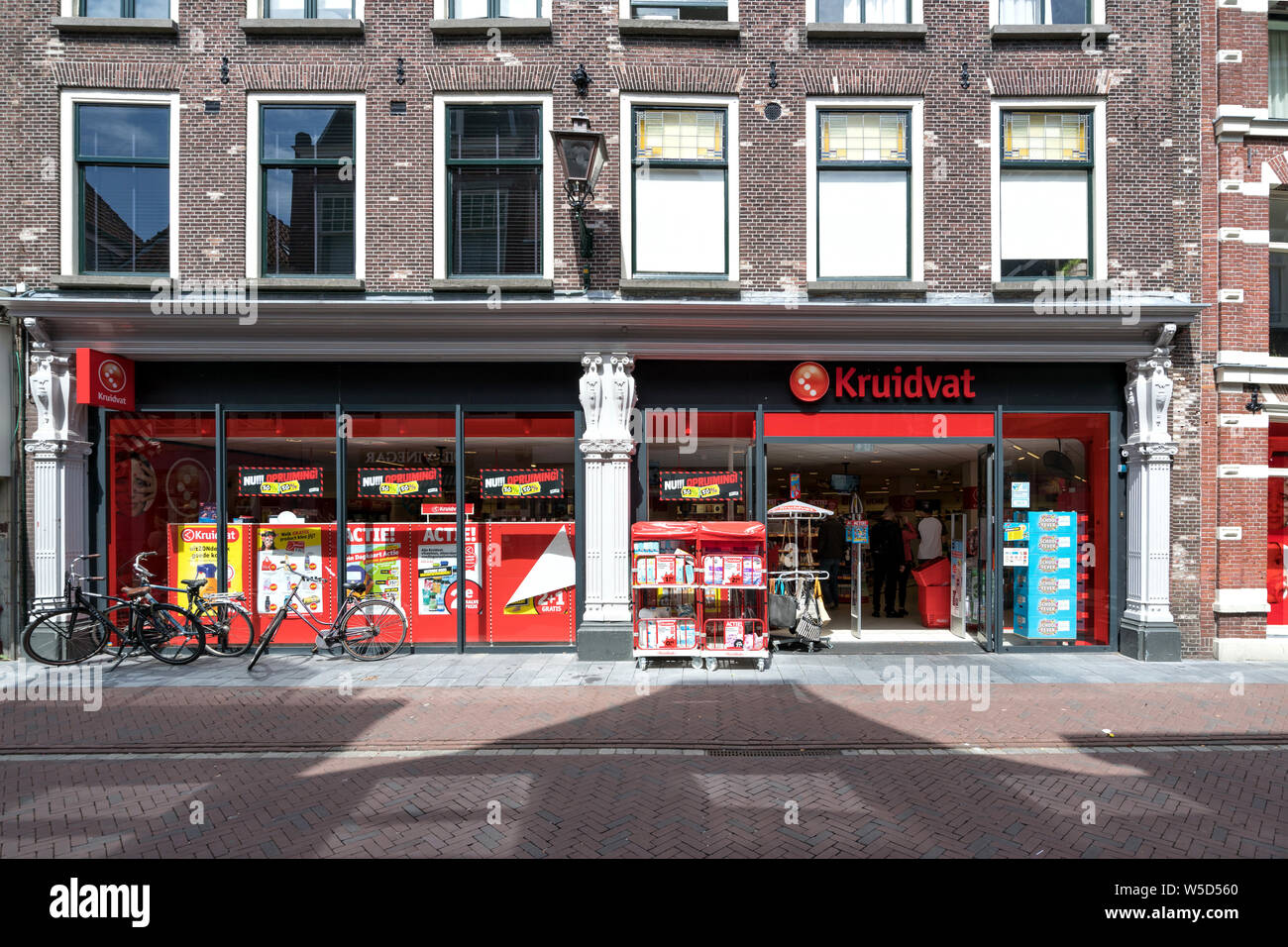 Kruidvat branch in Leiden, The Netherlands. Kruidvat is a Dutch retail,  pharmacy and drugstore chain specialised in health and beauty products  Stock Photo - Alamy