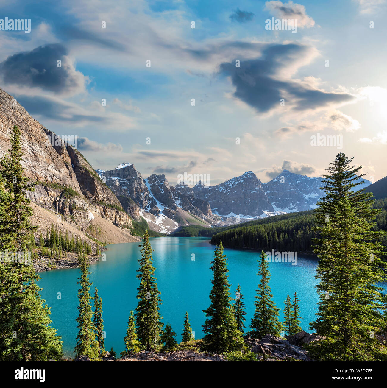 Banff National Park, Sunset at the Moraine lake in Canada. Stock Photo
