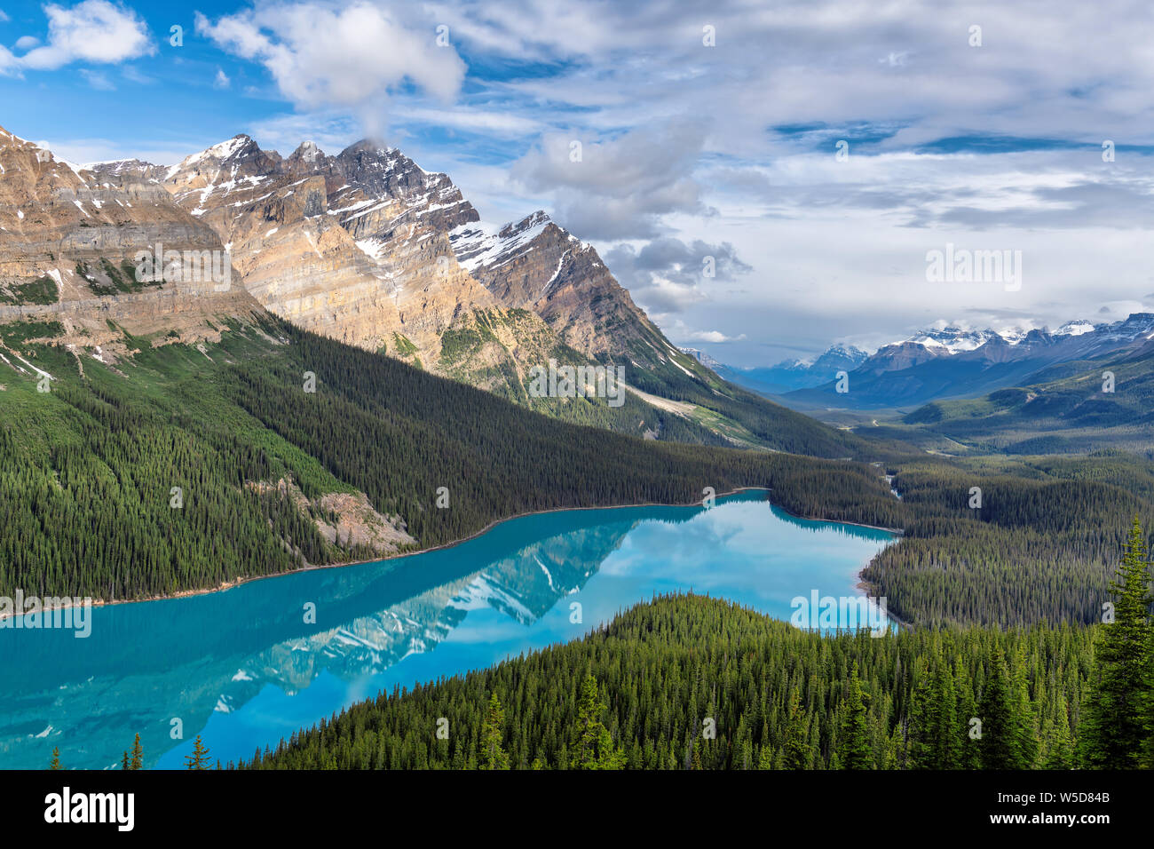 Morning view of Peyto Lake in Banff National Park, Canada Stock Photo ...