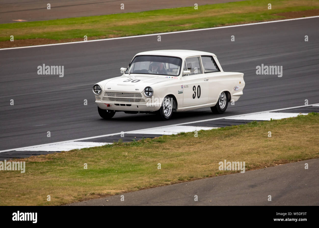 Qualifying: Transatlantic Trophy for Pre ’66 Touring Cars at Silverstone Classic Stock Photo