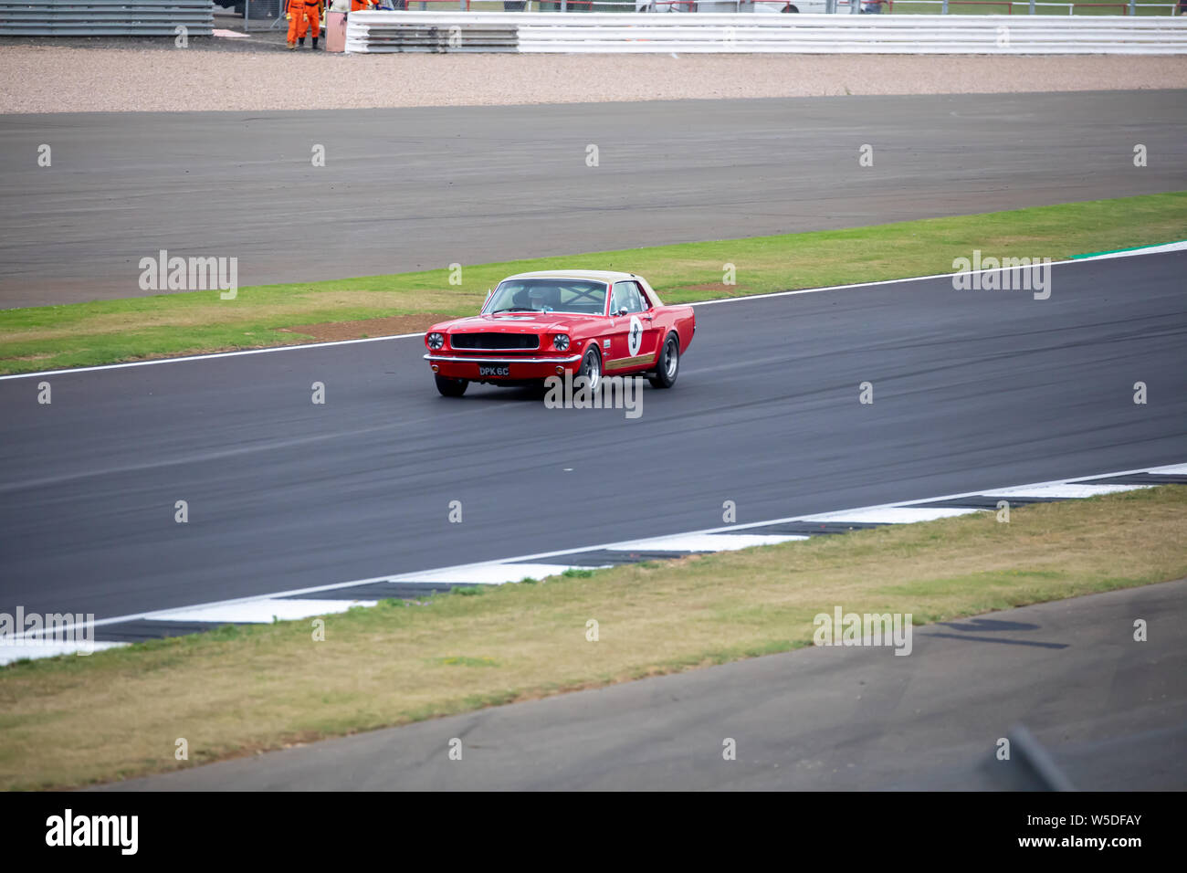 Qualifying: Transatlantic Trophy for Pre ’66 Touring Cars at Silverstone Classic Stock Photo