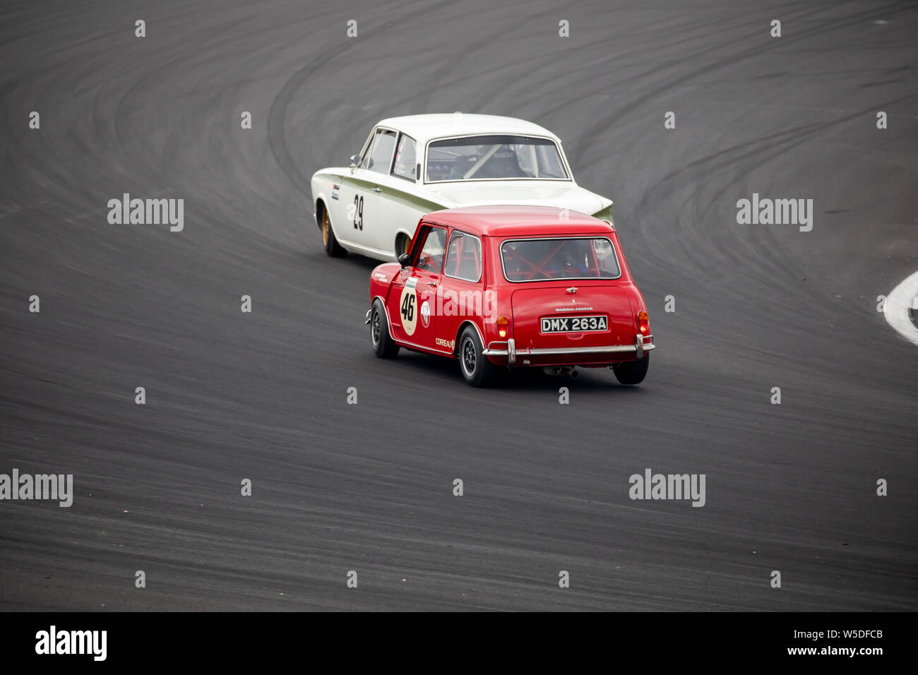 Qualifying: Transatlantic Trophy for Pre ’66 Touring Cars at Silverstone Classic Stock Photo