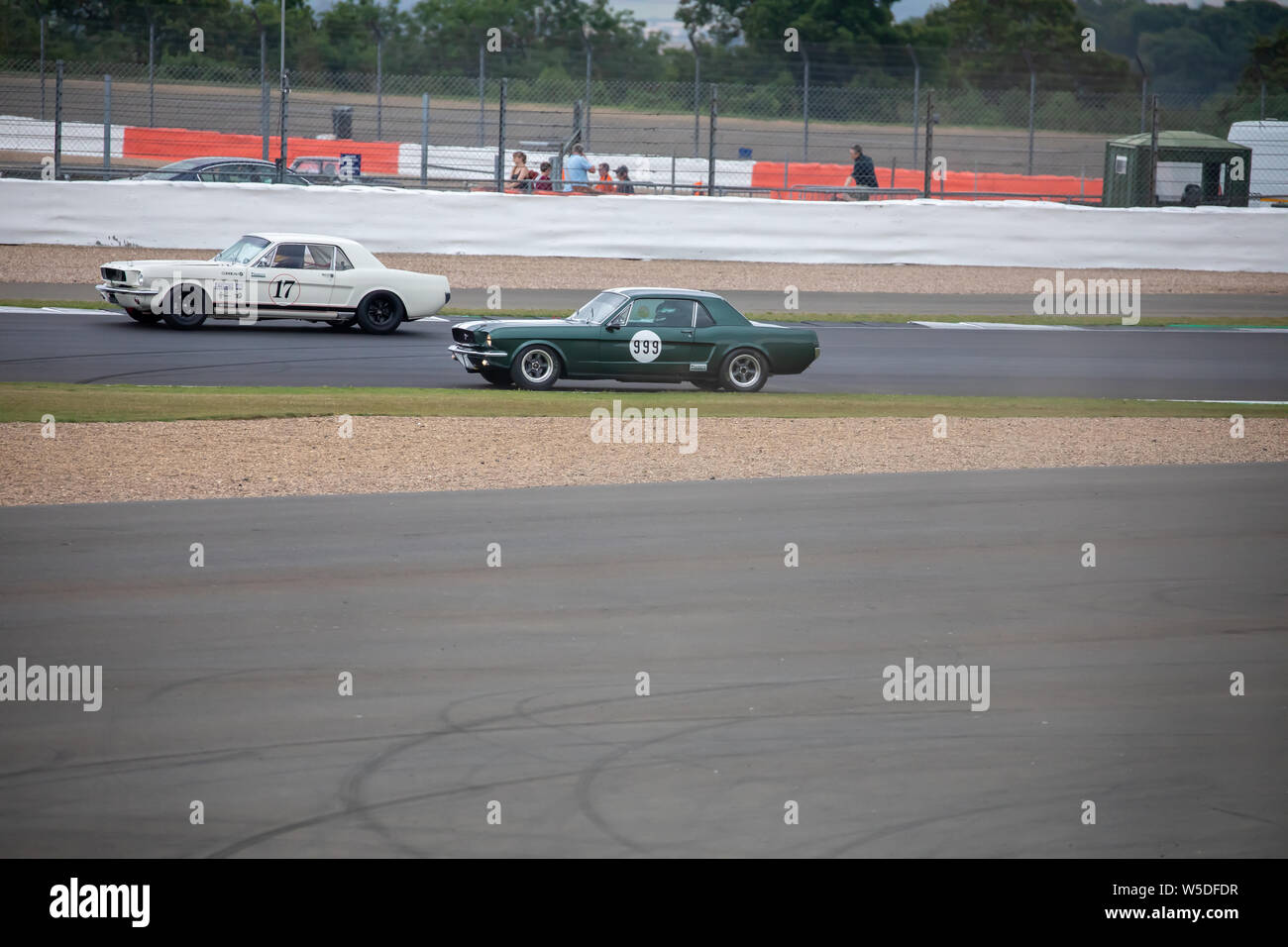 Qualifying: Transatlantic Trophy for Pre ’66 Touring Cars at Silverstone Classic Stock Photo