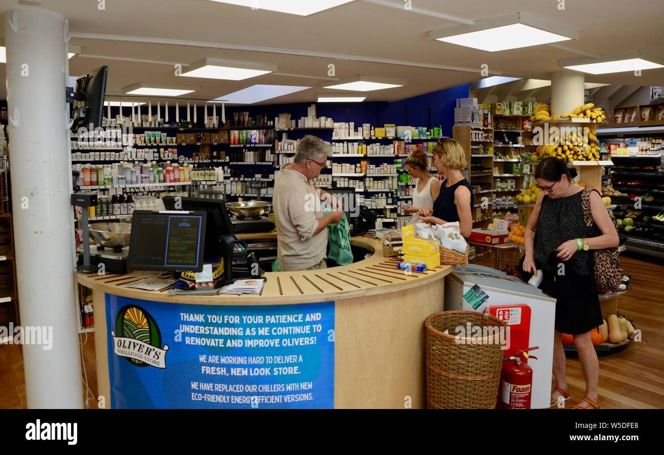 Kew gardens station hires stock photography and images Alamy