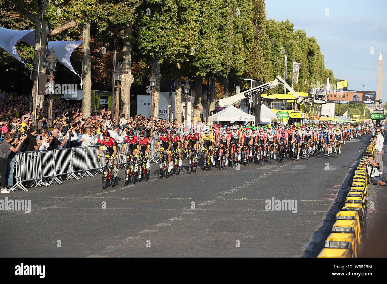 Paris - 27-07-2019, cycling, Stage 21, etappe 21, Rambouillet - Paris, champs-elysees, team of the yellow jersey on the way to the finish at the champs elysees Stock Photo