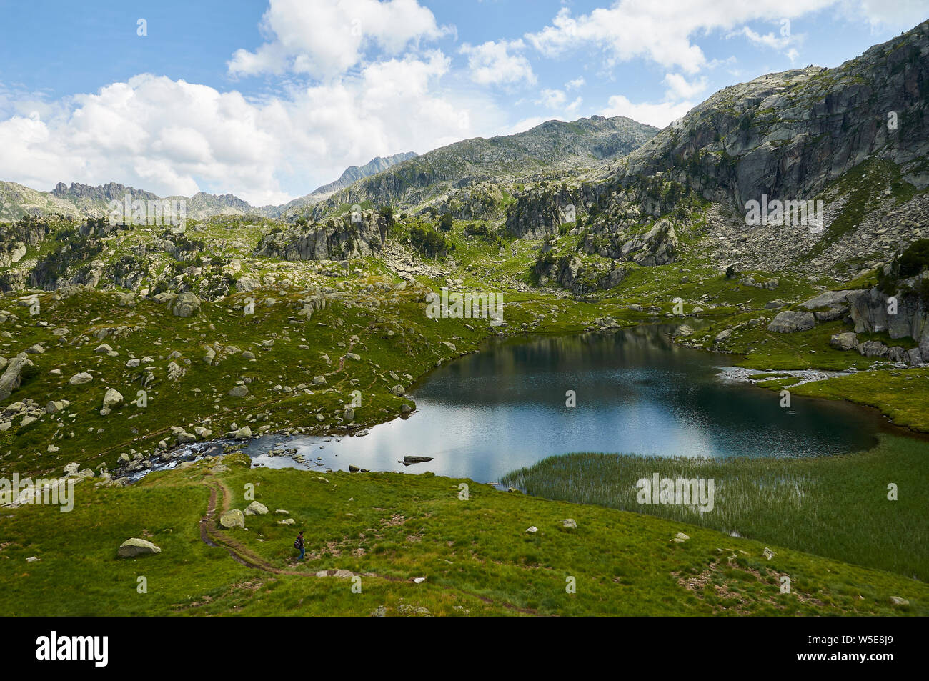 Estanh des Gargolhes de Baish lake at Aigüestortes i Estany de Sant Maurici National Park (Aran valley, Lleida, Pyrenees, Cataluña, Spain) Stock Photo