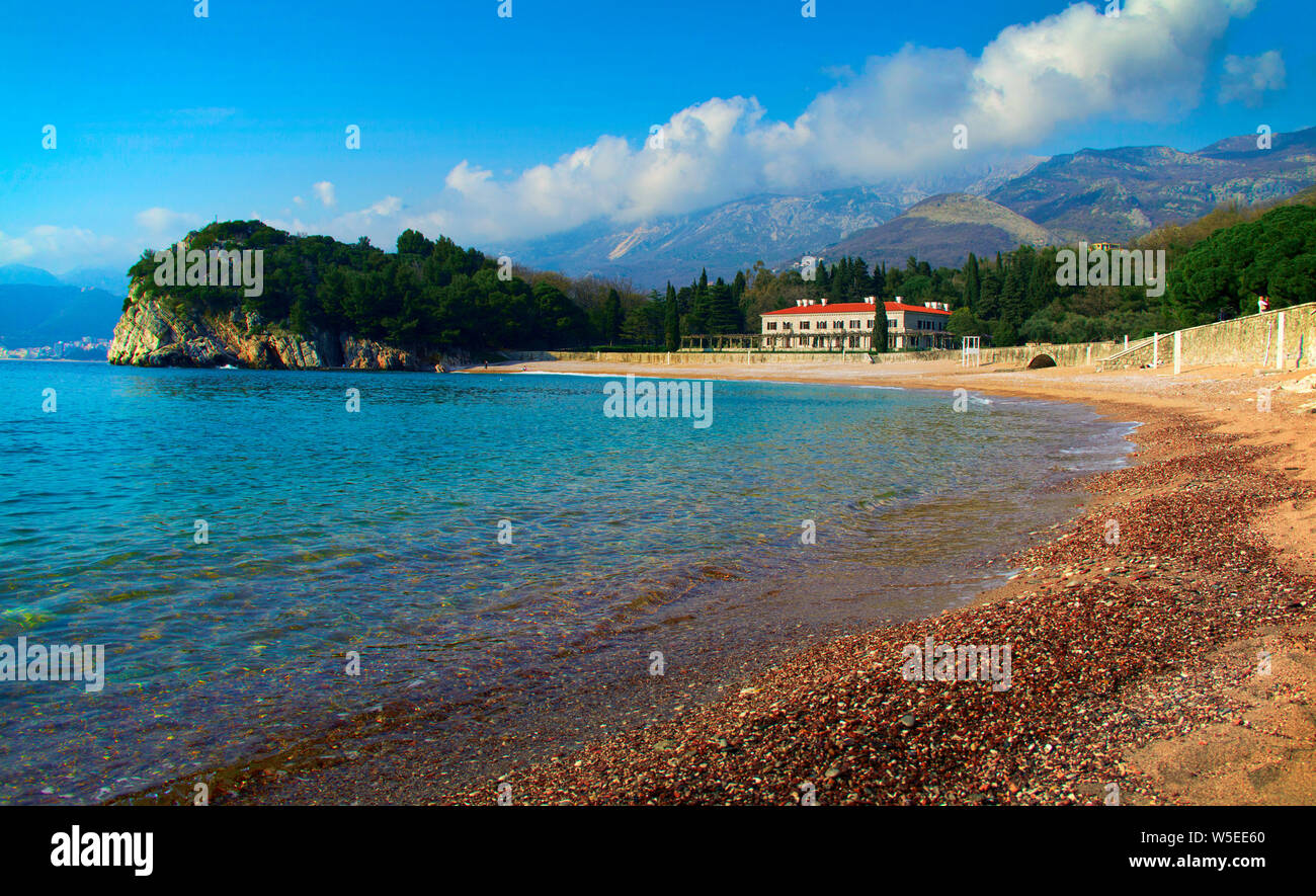 Beautiful crystal clear sea hi-res stock photography and images - Alamy