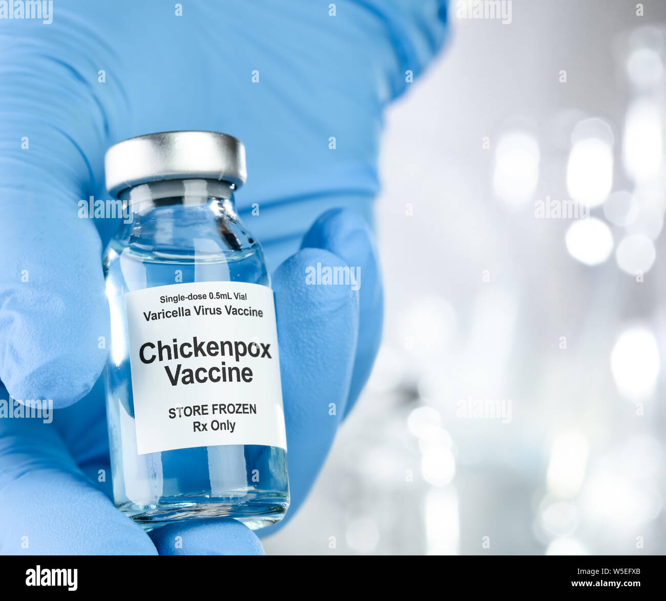 Small Drug Vial With Chickenpox Vaccine Stock Photo Alamy small-drug-vial-with-chickenpox-vaccine-stock-photo-alamy