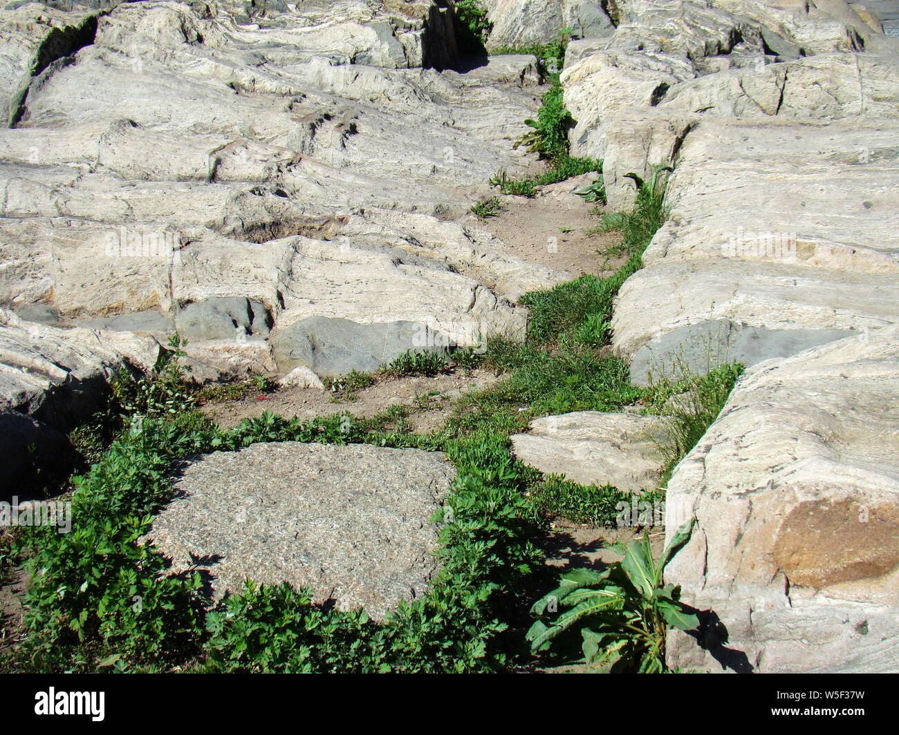 --FILE--Landform of the Taishan UNESCO Global Geopark at the Taishan Nantianmen Scenic Spot in Tai'an city, east China's Shandong province, May 2008. Stock Photo